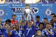 瓜迪奥拉遭补时绝平！复刻穆帅摆大巴策略，6次未能战胜阿森纳