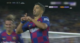 巴里奥斯精准远射破网，助球队士气飙升，赢得足球比赛